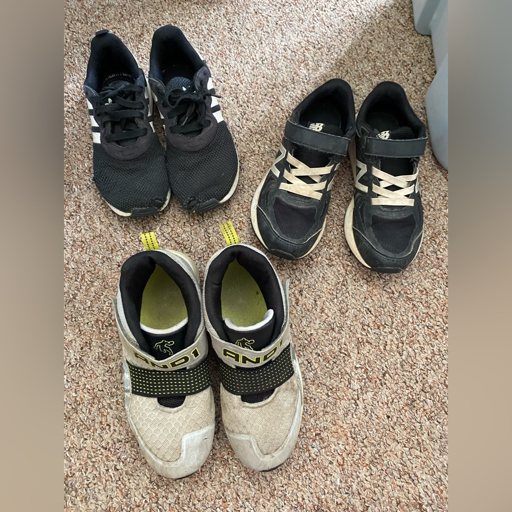 3 pairs of boys size 3 shoes